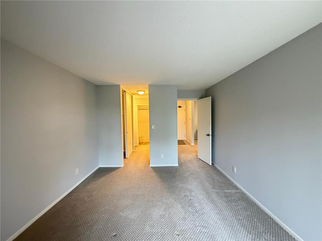 35 Nathan Lane N #325 Plymouth MN 55441 7070174 image10