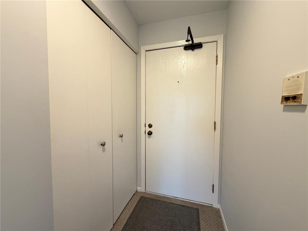 35 Nathan Lane N #325 Plymouth MN 55441 7070174 image19