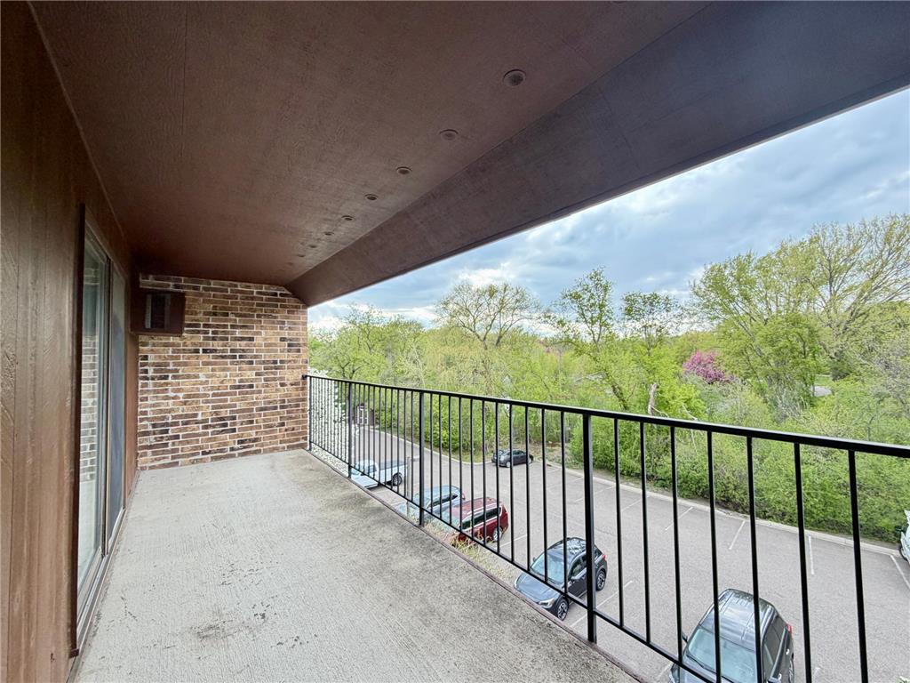 35 Nathan Lane N #325 Plymouth MN 55441 7070174 image20