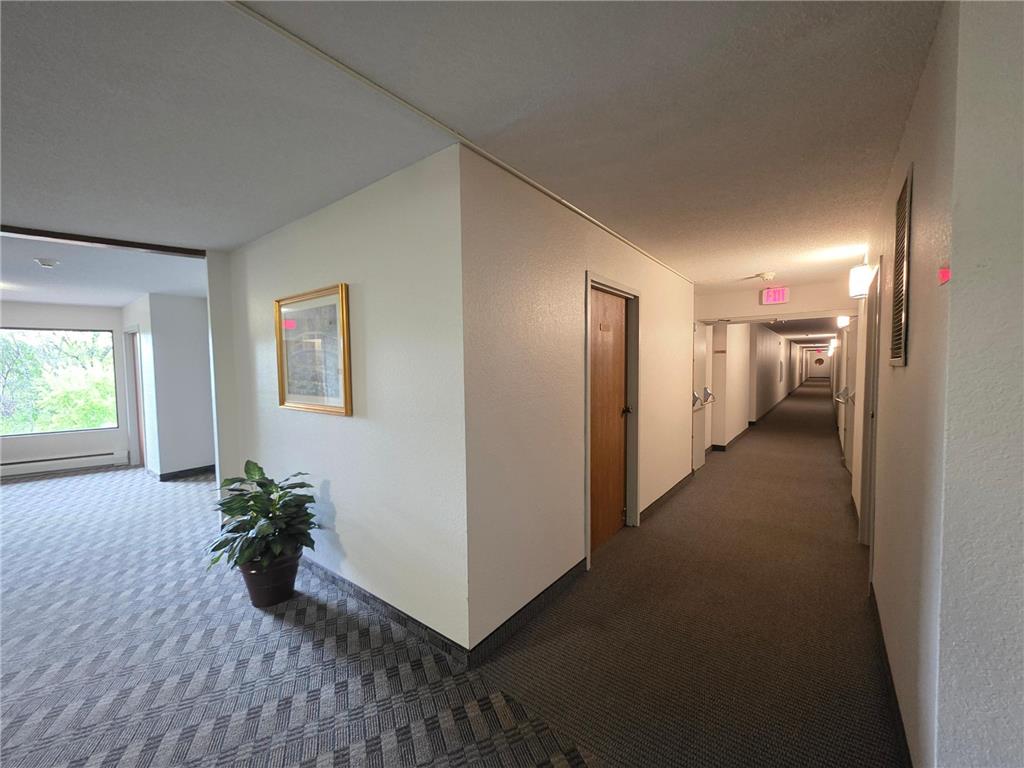 35 Nathan Lane N #325 Plymouth MN 55441 7070174 image27