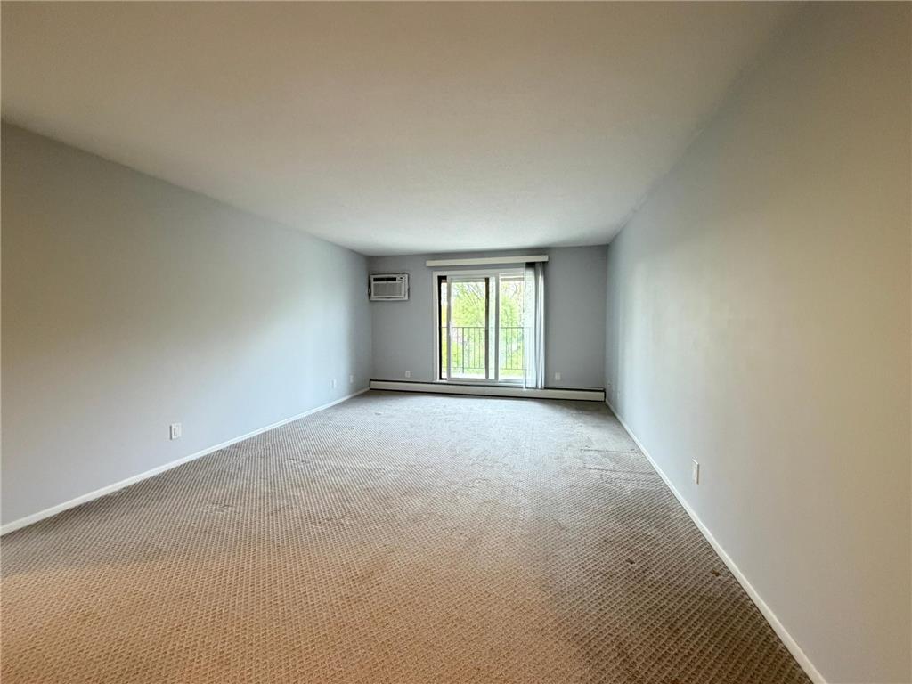 35 Nathan Lane N #325 Plymouth MN 55441 7070174 image5