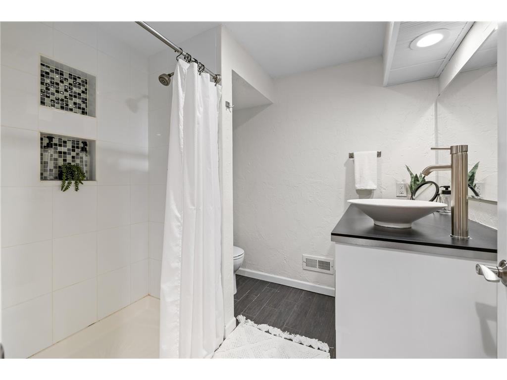350 Arcwood Road Mahtomedi MN 55115 7076780 image24