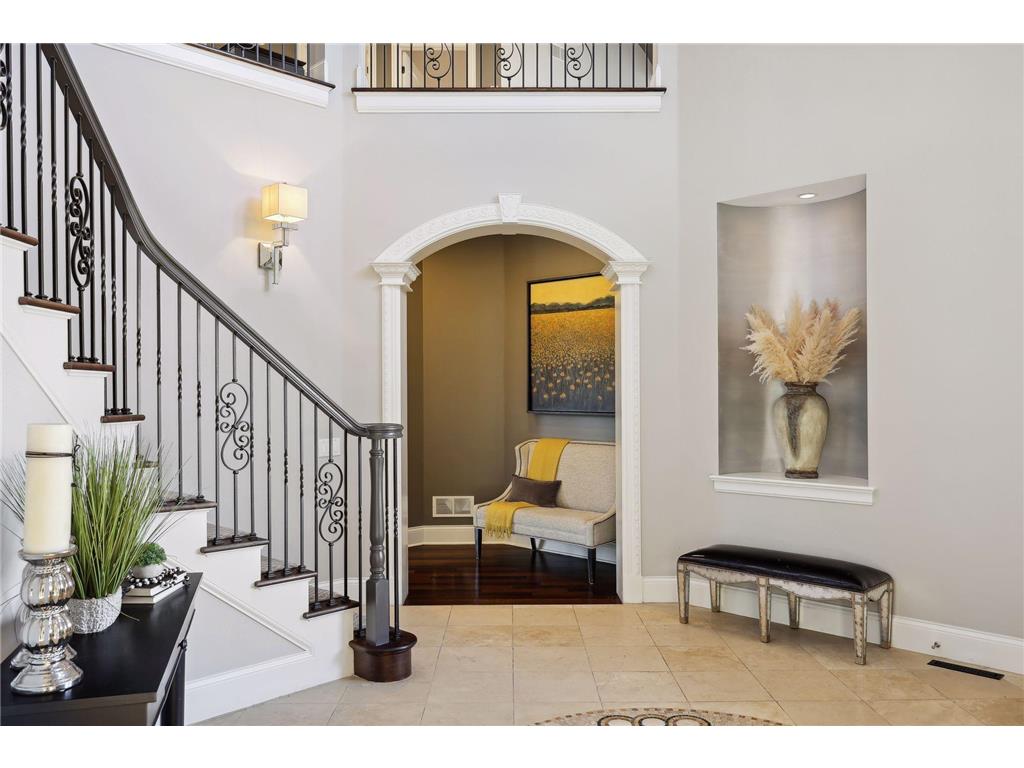 350 Calamus Circle, Medina, MN, 55340 MLS 6500018 Edina Realty