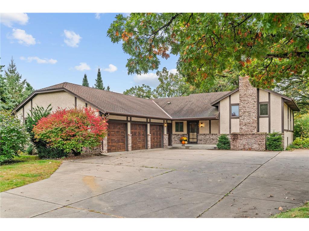 350 County Road C W Roseville MN 55113 6800218 image1