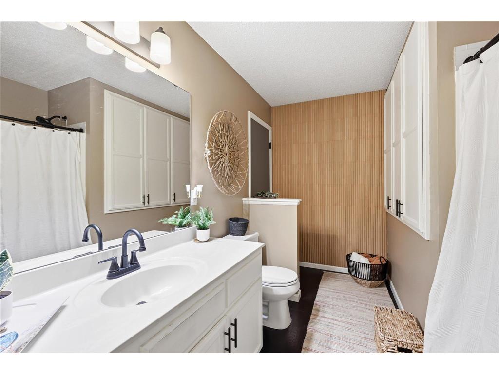 350 Horizon Drive Le Center MN 56057 7107052 image18