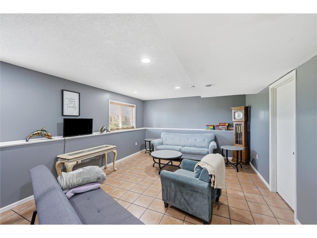 350 Horizon Drive Le Center MN 56057 7107052 image25