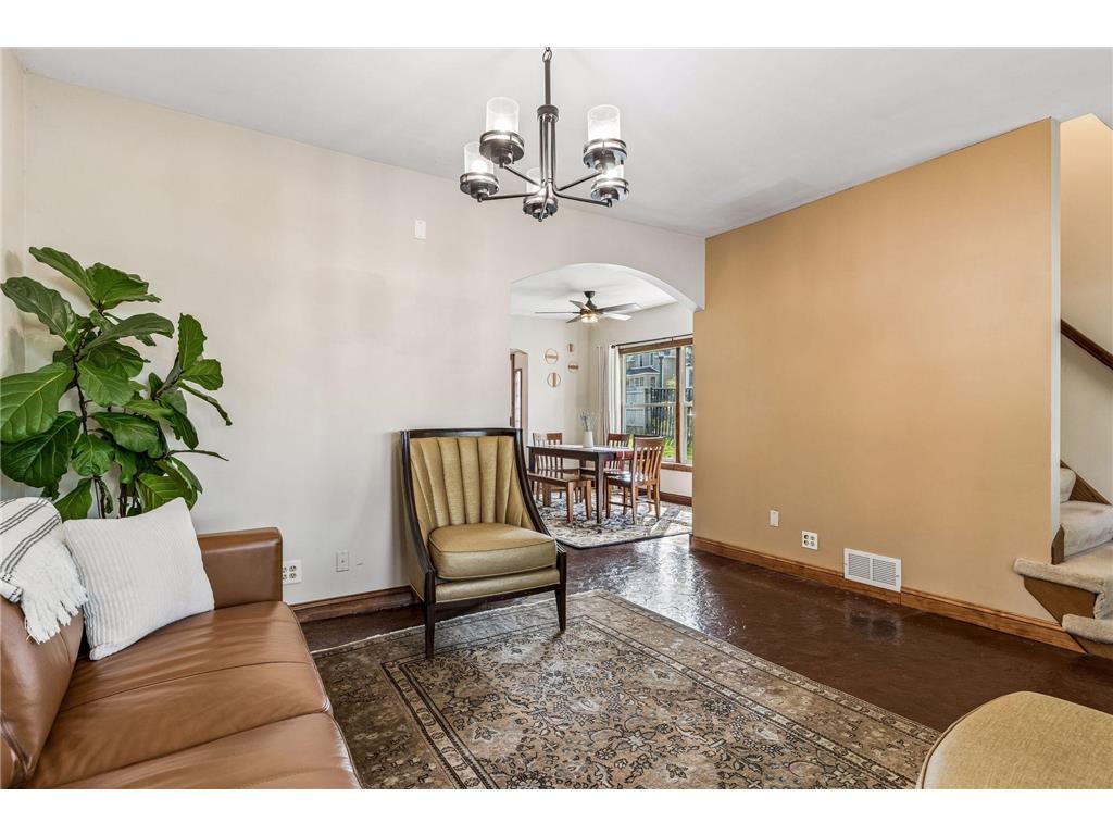 350 Maple Street Saint Paul MN 55106 7044804 image11