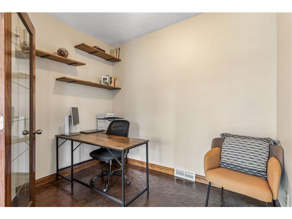 350 Maple Street Saint Paul MN 55106 7044804 image15