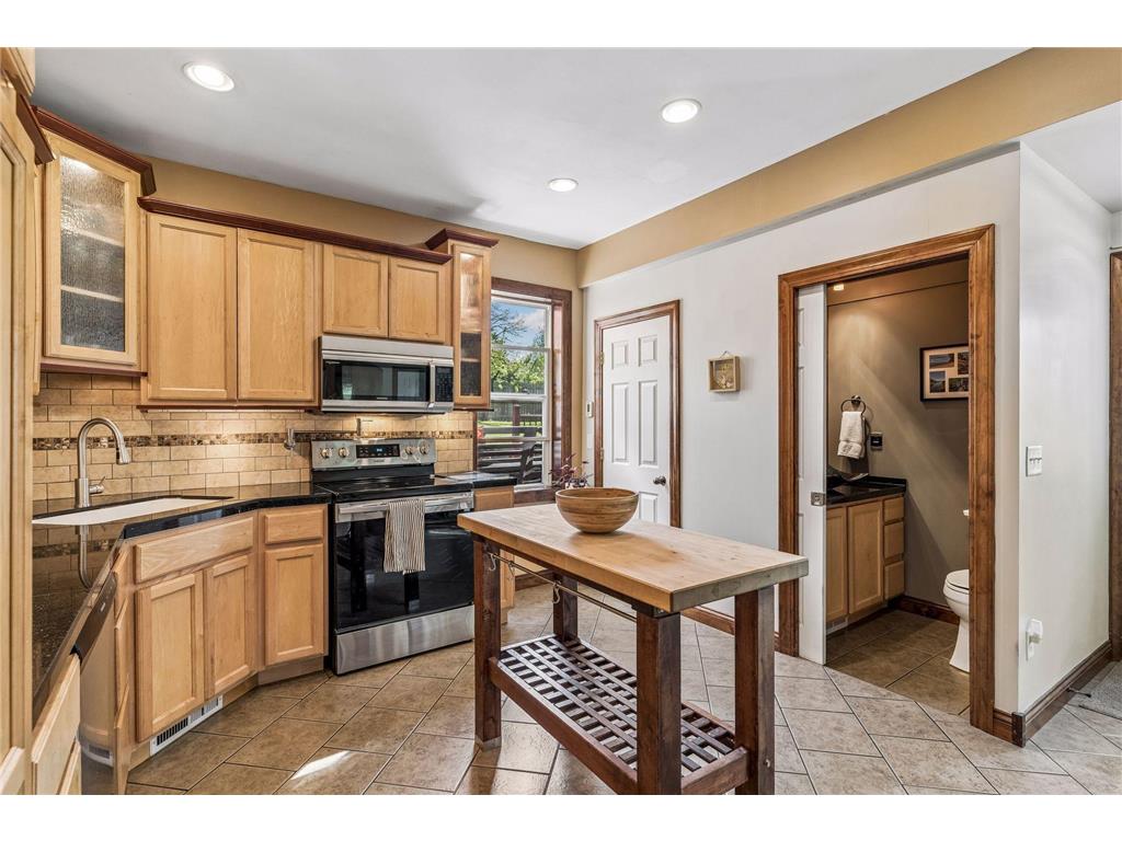 350 Maple Street Saint Paul MN 55106 7044804 image18