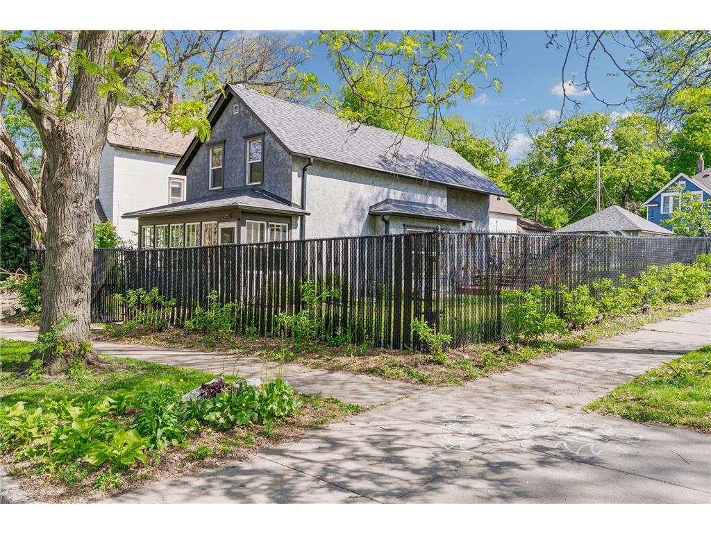 350 Maple Street Saint Paul MN 55106 7044804 image2