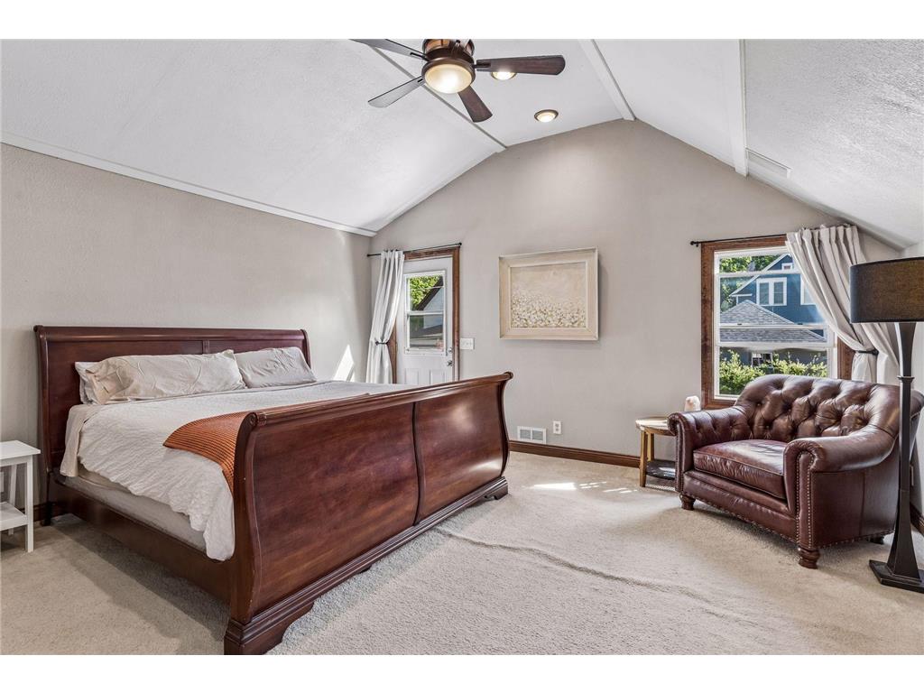 350 Maple Street Saint Paul MN 55106 7044804 image25
