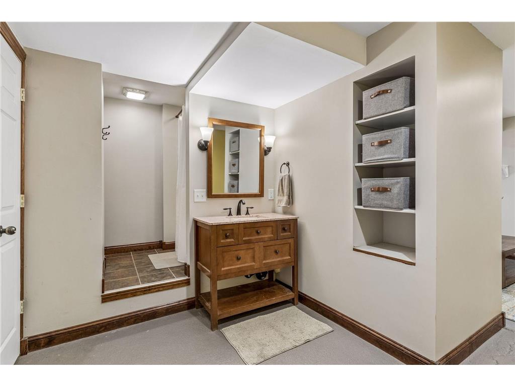 350 Maple Street Saint Paul MN 55106 7044804 image36