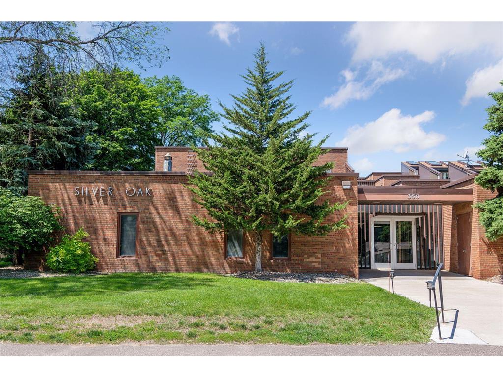 350 Oakwood Drive #6 New Brighton MN 55112 6606929 image1