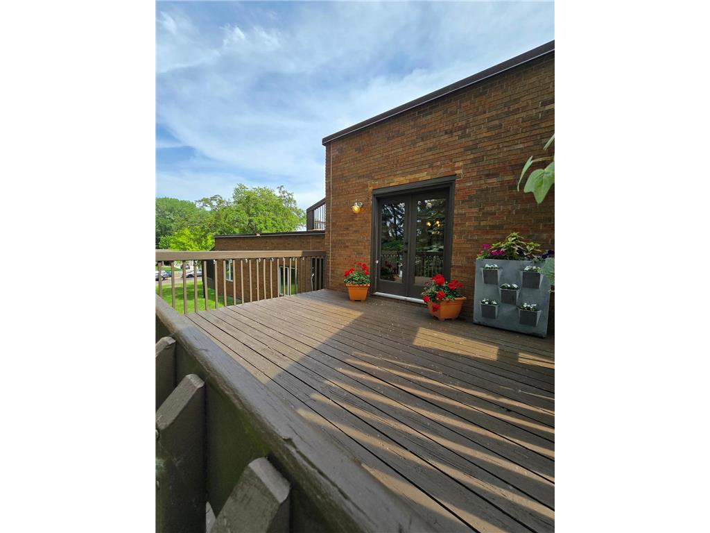 350 Oakwood Drive #9 New Brighton MN 55112 7079904 image23