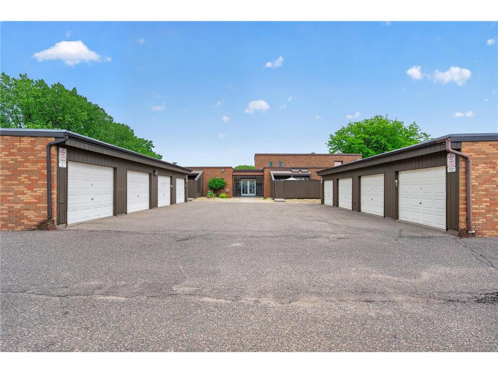 350 Oakwood Drive #9 New Brighton MN 55112 7079904 image31