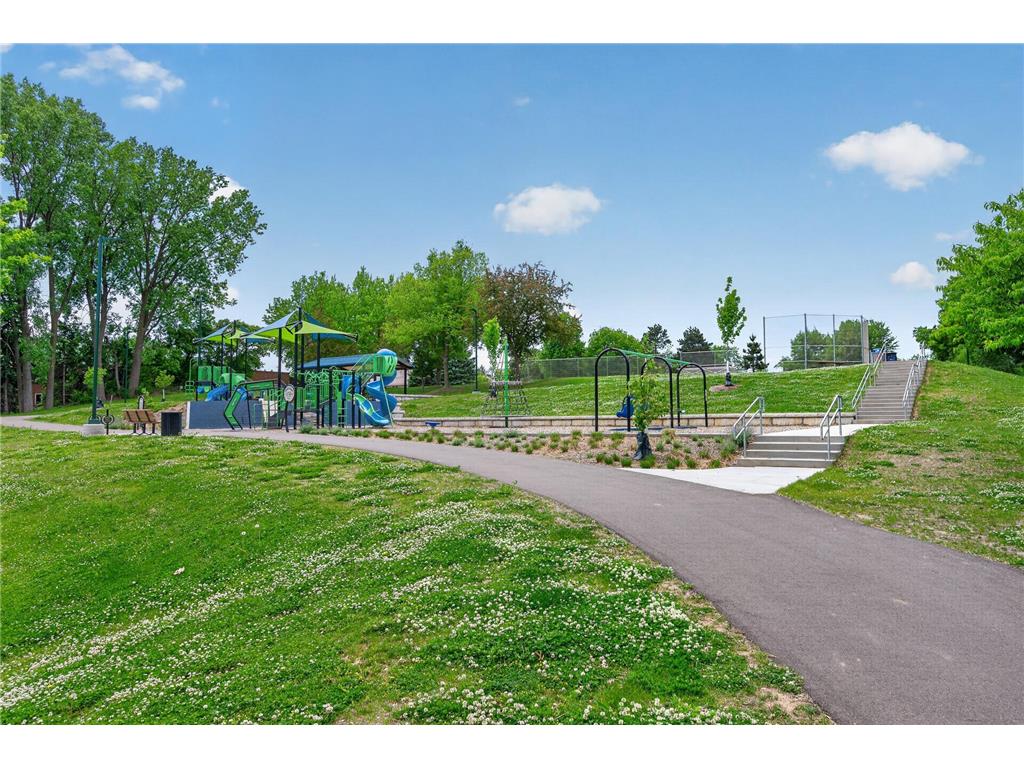 350 Oakwood Drive #9 New Brighton MN 55112 7079904 image41