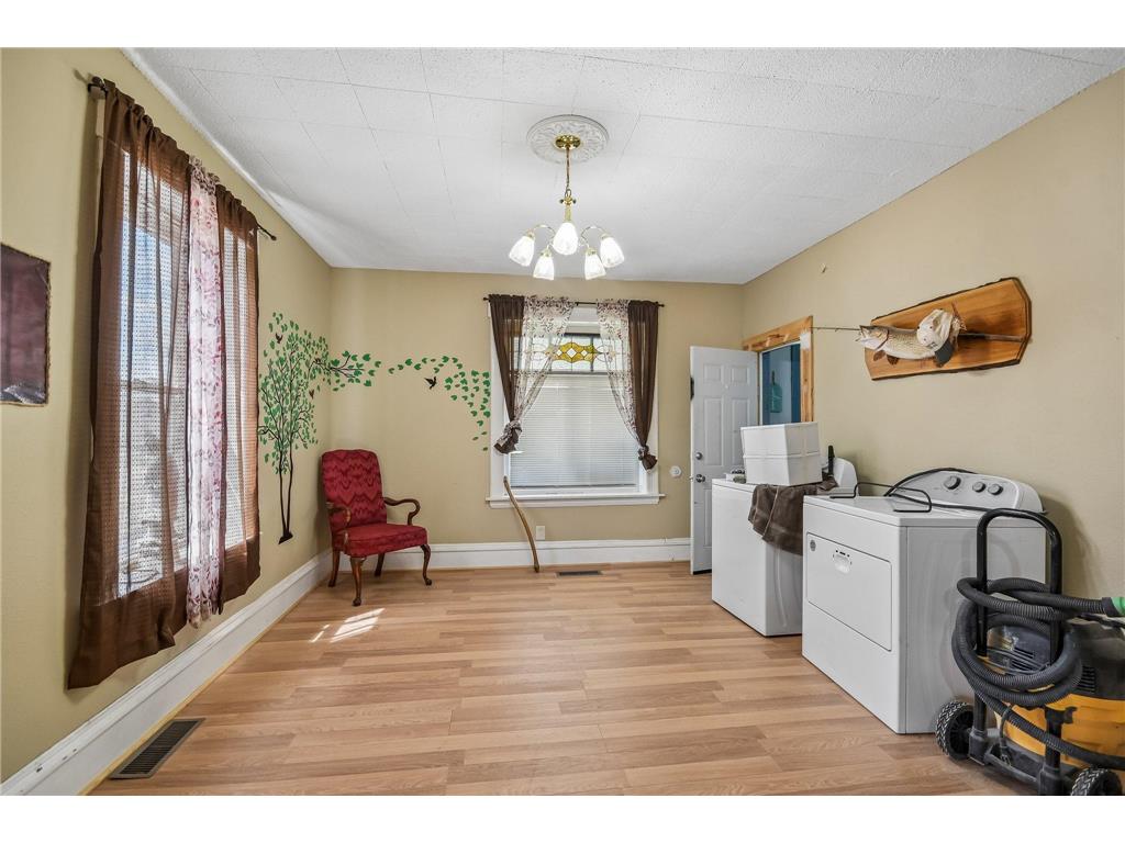 350 S Bremer Avenue Rush City MN 55069 7044884 image29