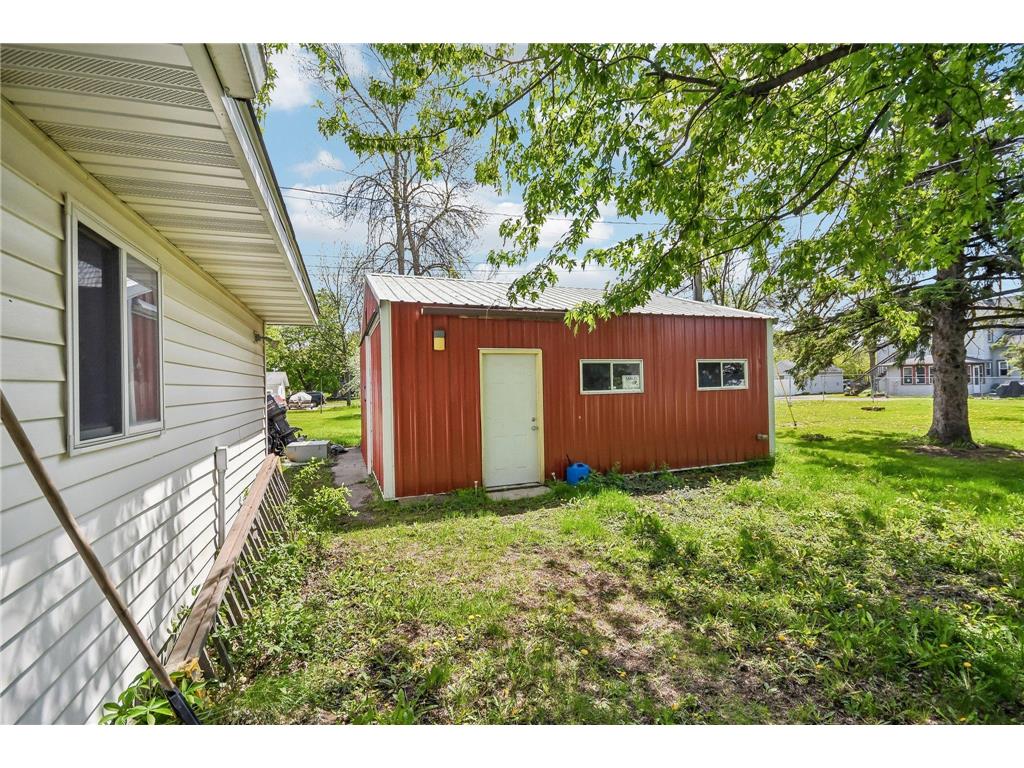 350 S Bremer Avenue Rush City MN 55069 7044884 image50