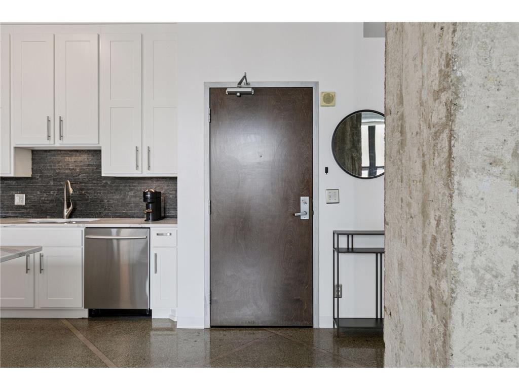 350 Saint Peter Street #908 Saint Paul MN 55102 - Mississippi 7018437 image5