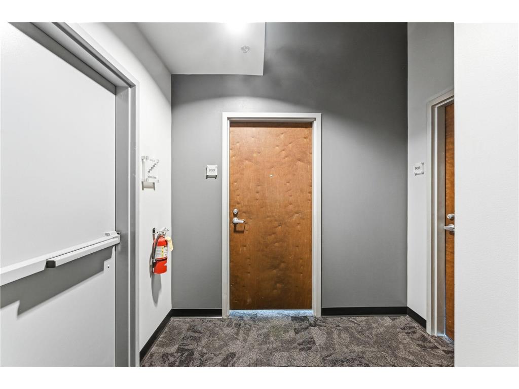 350 Saint Peter Street #909 Saint Paul MN 55102 7087427 image8
