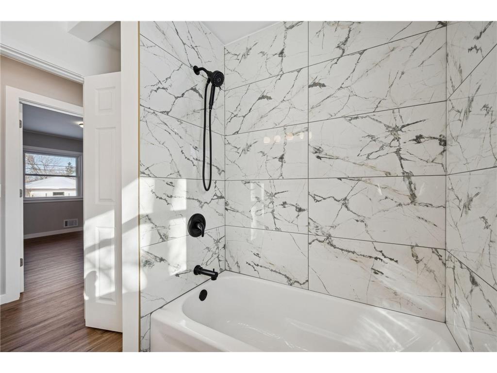 3500 72nd Avenue N Brooklyn Center MN 55429 6824291 image16