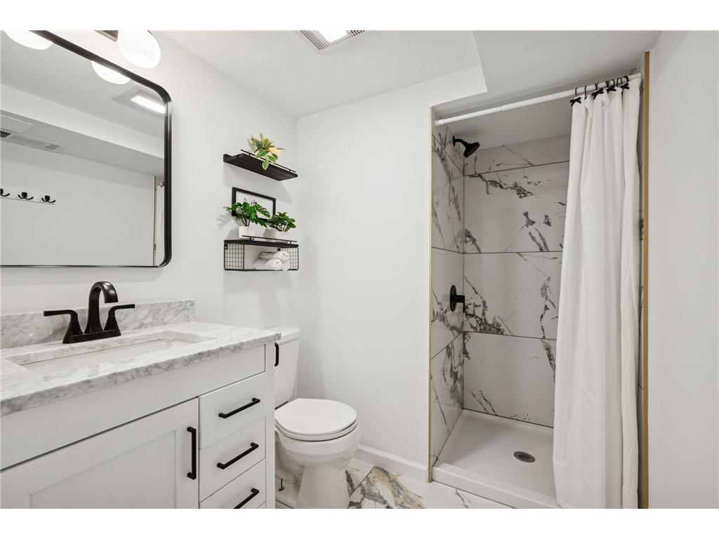 3500 72nd Avenue N Brooklyn Center MN 55429 6824291 image21