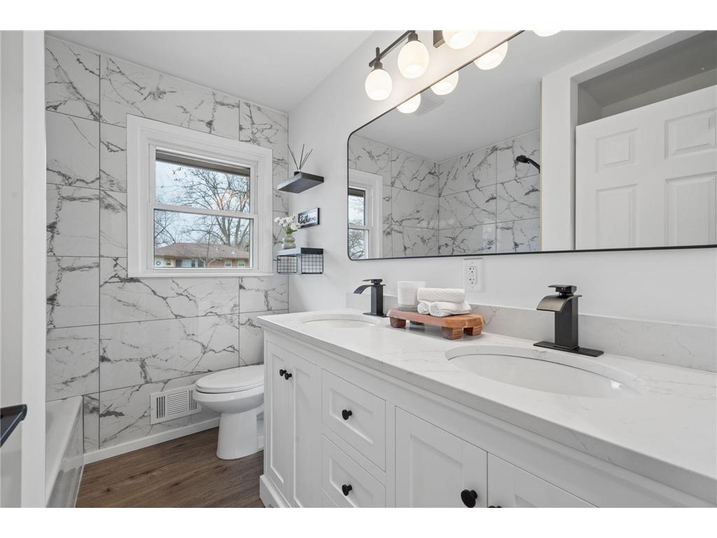 3500 72nd Avenue N Brooklyn Center MN 55429 7037461 image14