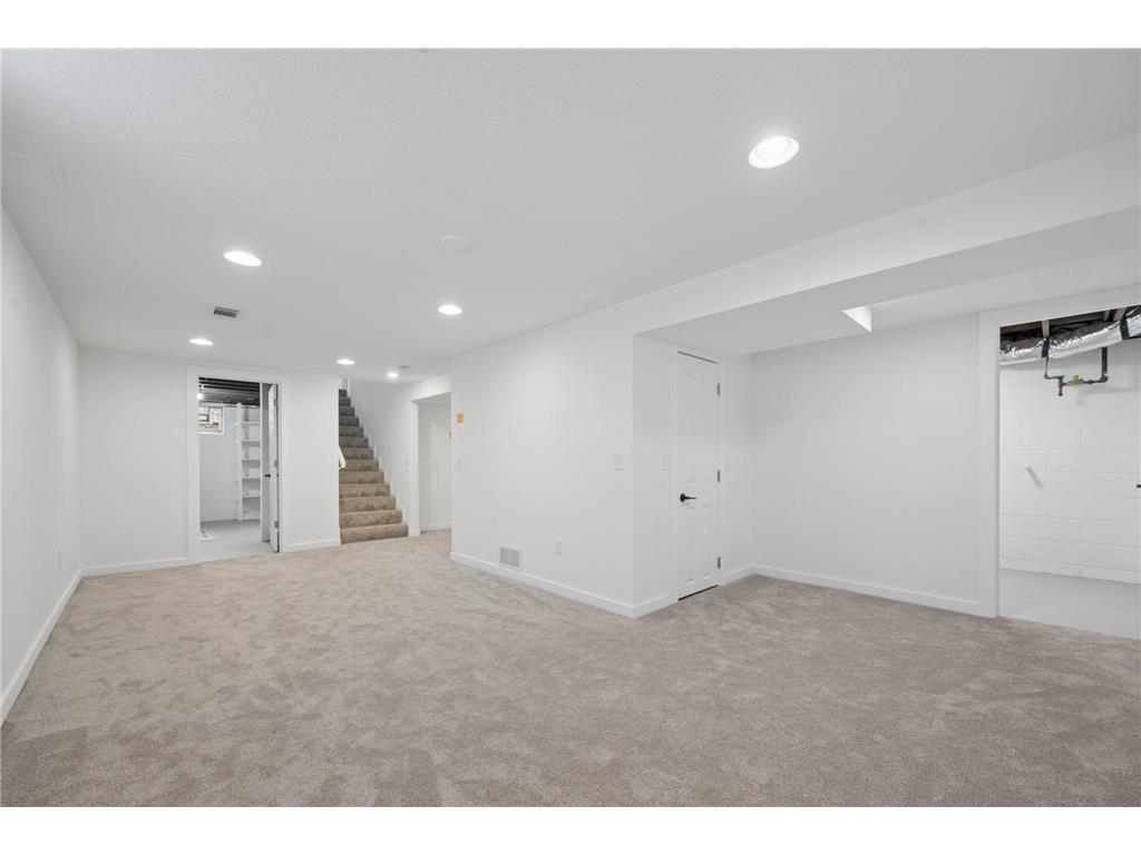 3500 72nd Avenue N Brooklyn Center MN 55429 7037461 image29