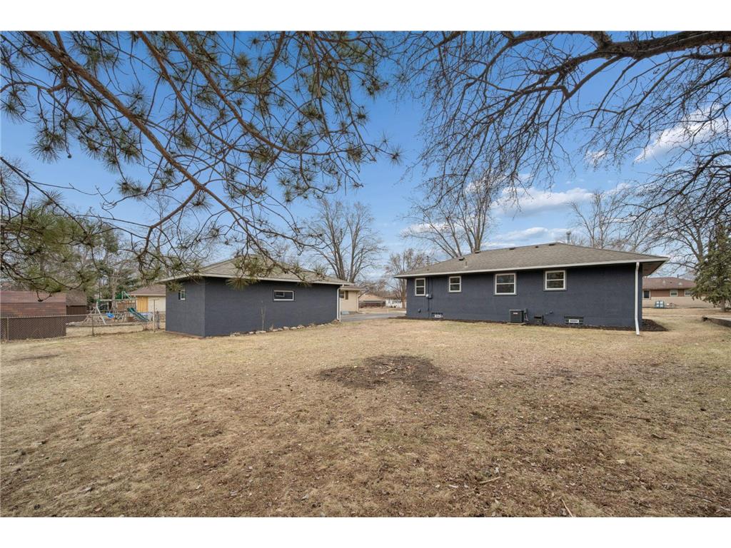 3500 72nd Avenue N Brooklyn Center MN 55429 7037461 image34