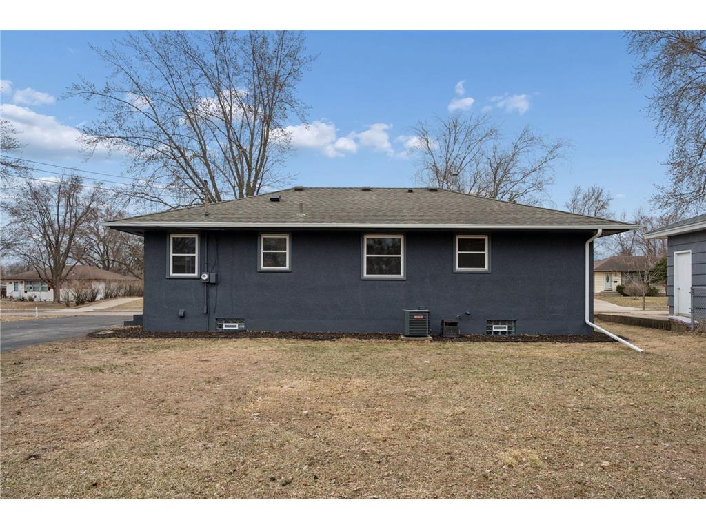 3500 72nd Avenue N Brooklyn Center MN 55429 7037461 image35