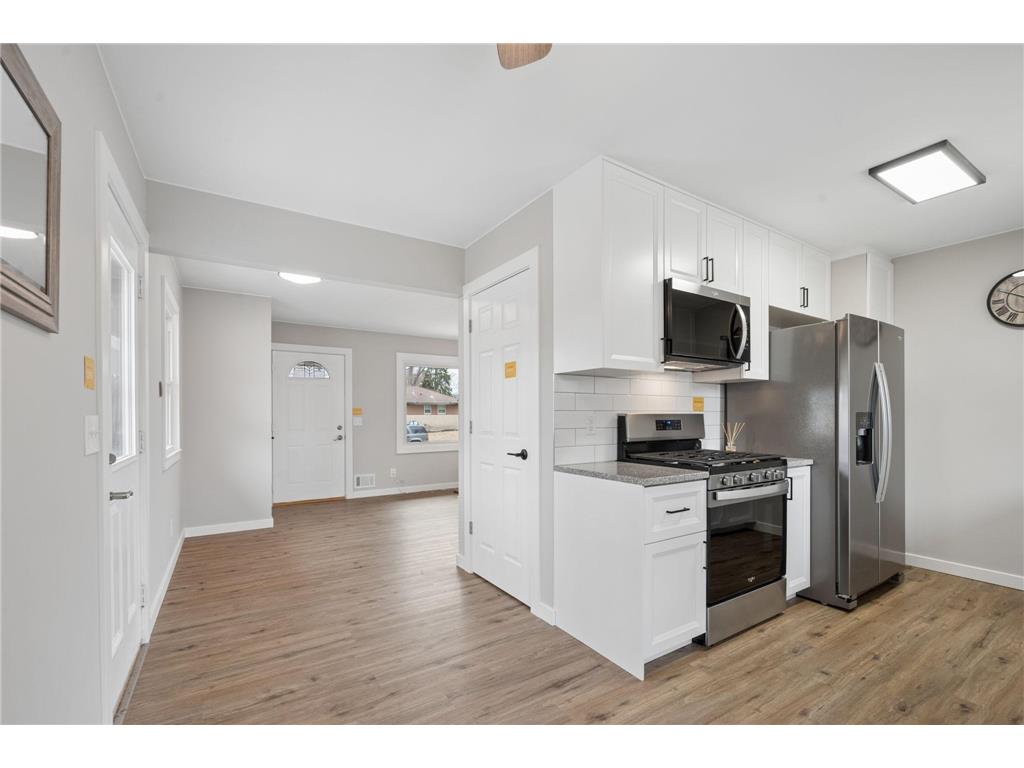 3500 72nd Avenue N Brooklyn Center MN 55429 7037461 image8