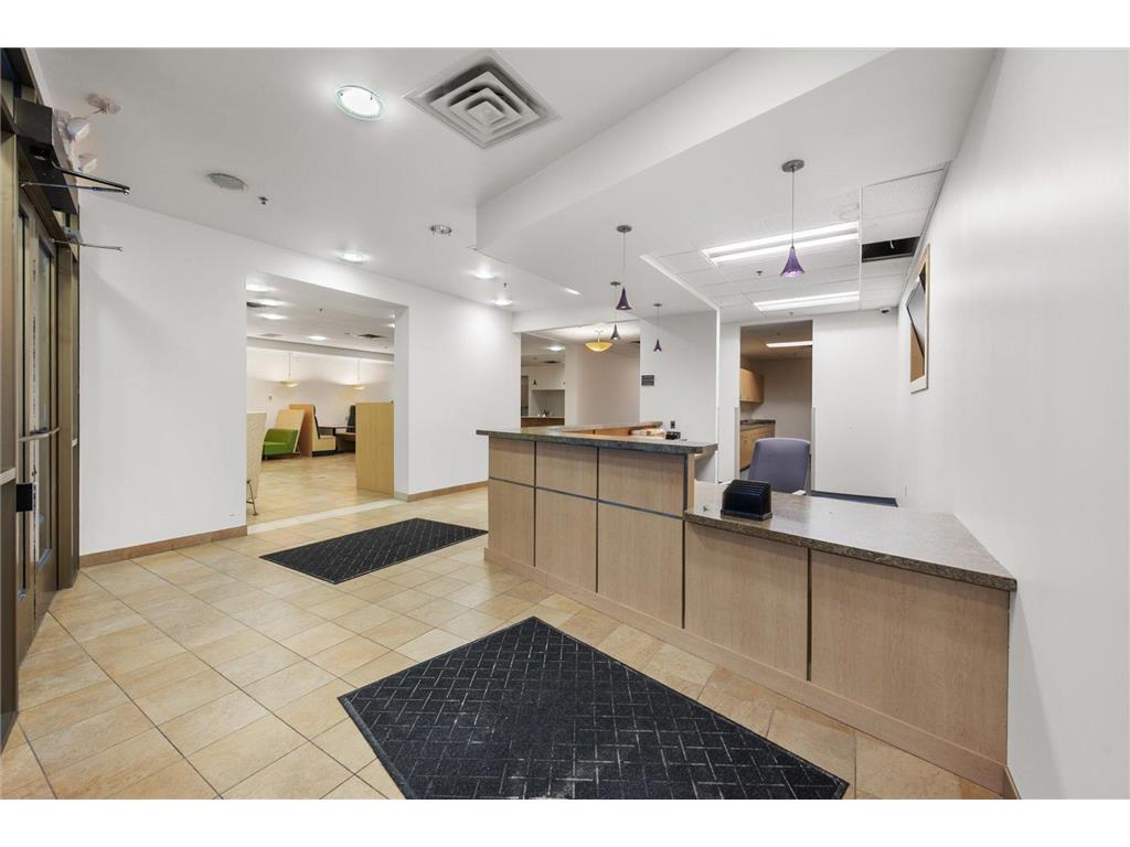 3500 Federal Drive Eagan MN 55122 7007024 image3