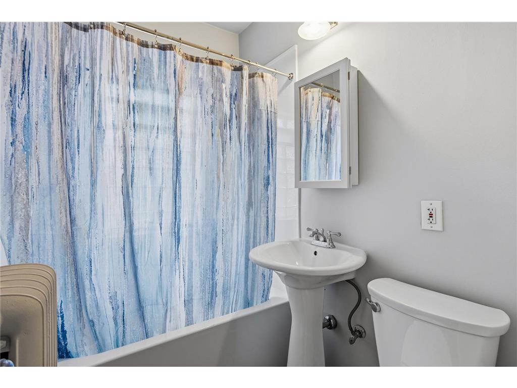 3501 Dupont Avenue S #2 Minneapolis MN 55408 7006072 image11