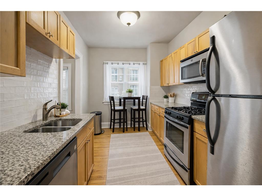 3501 Dupont Avenue S #2 Minneapolis MN 55408 7006072 image6