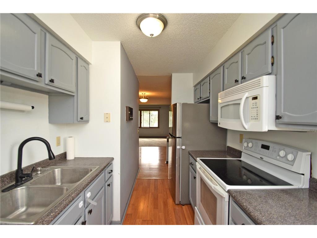 3502 Brookdale Drive N Brooklyn Park MN 55443 6809027 image8