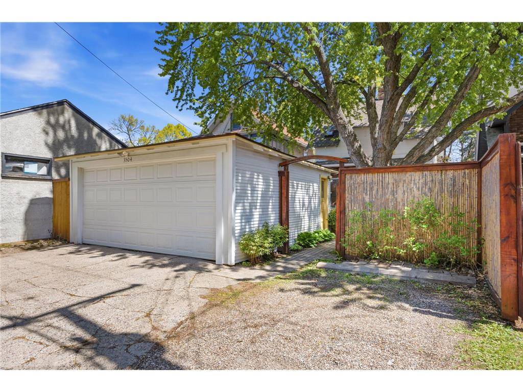 3504 Garfield Avenue Minneapolis MN 55408 7058181 image2
