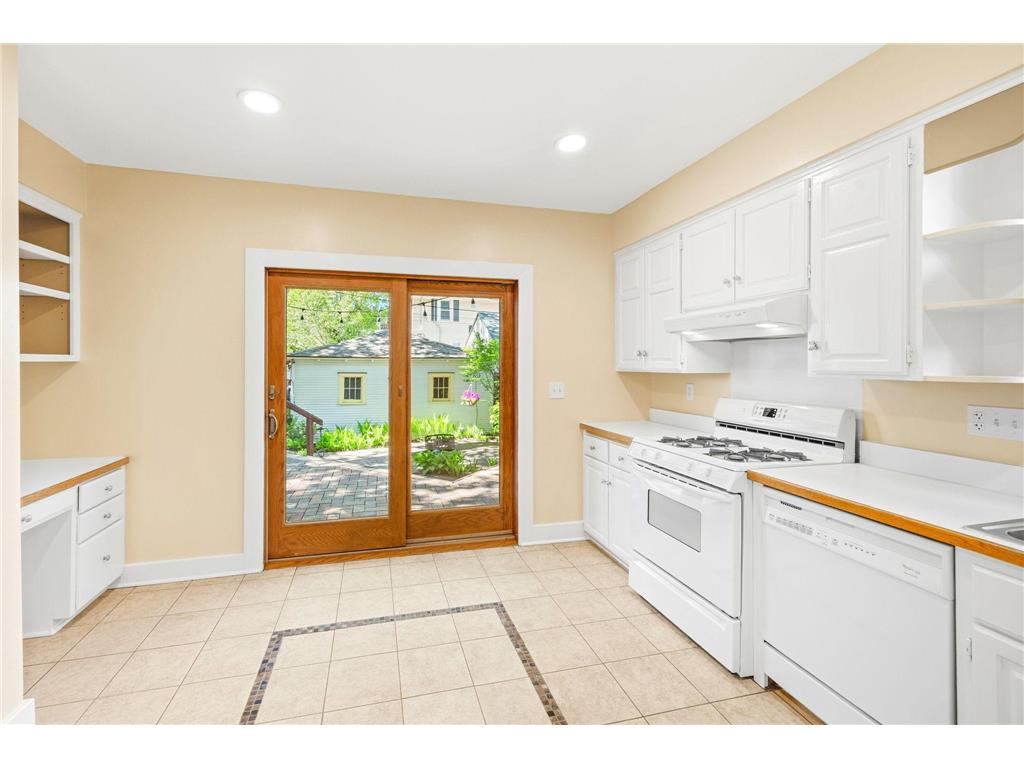 3504 Garfield Avenue Minneapolis MN 55408 7058181 image25