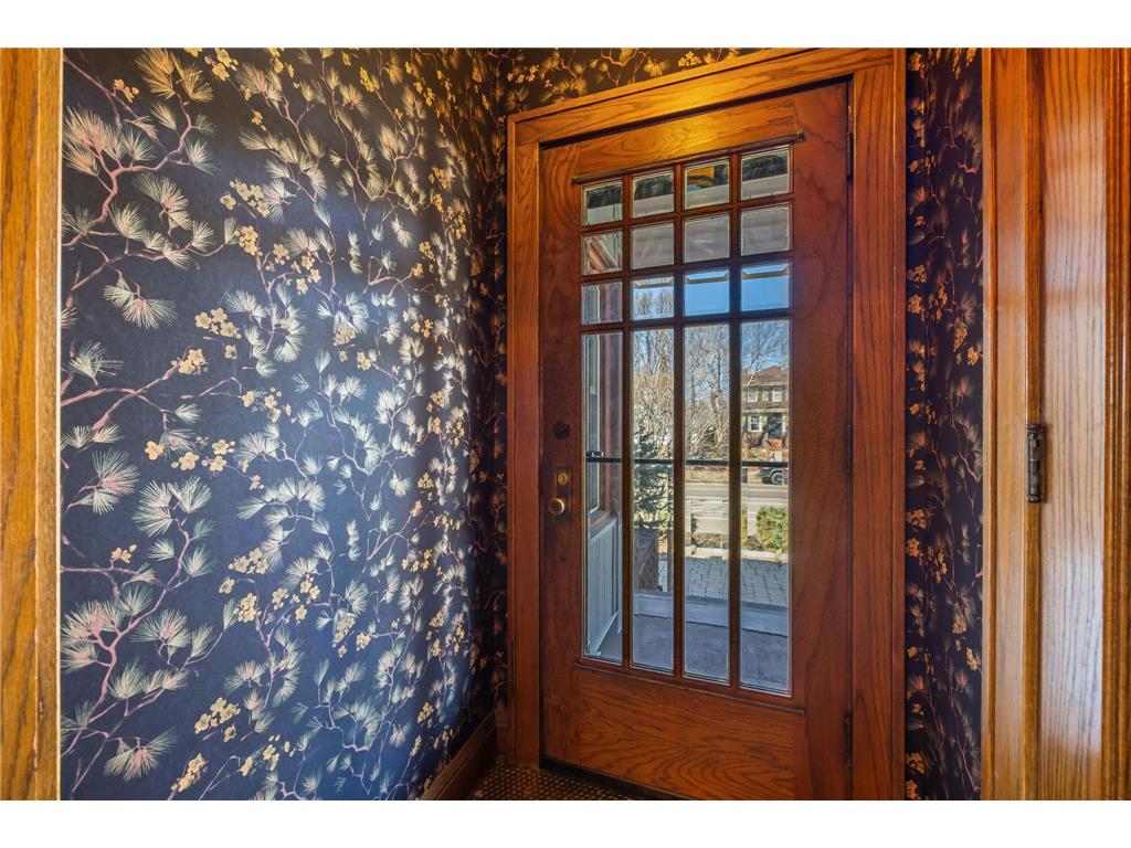 3505 Park Avenue Minneapolis MN 55407 7054999 image25