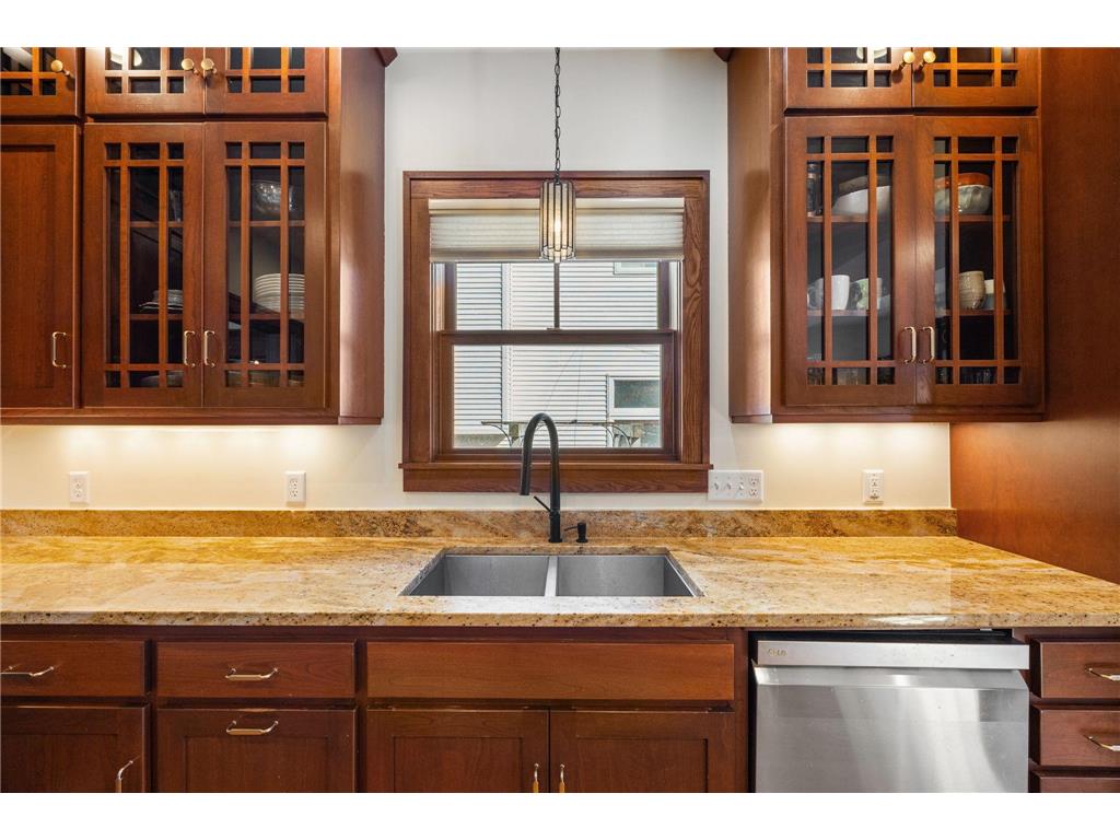 3505 Park Avenue Minneapolis MN 55407 7054999 image47