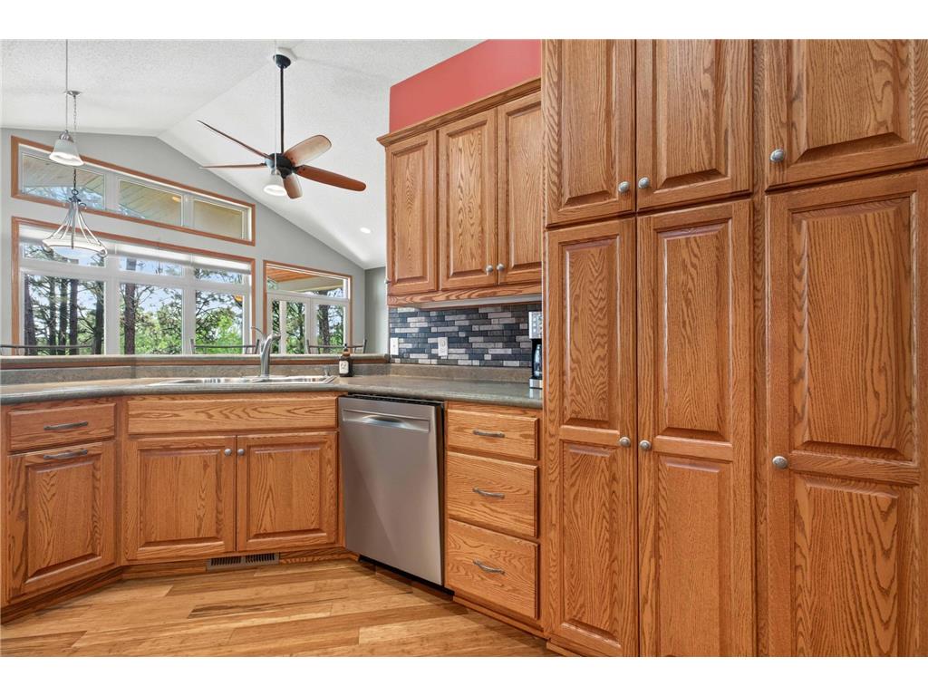 35054 Sterling Silver Drive Everts Twp MN 56515 - Third Silver 7101651 image45
