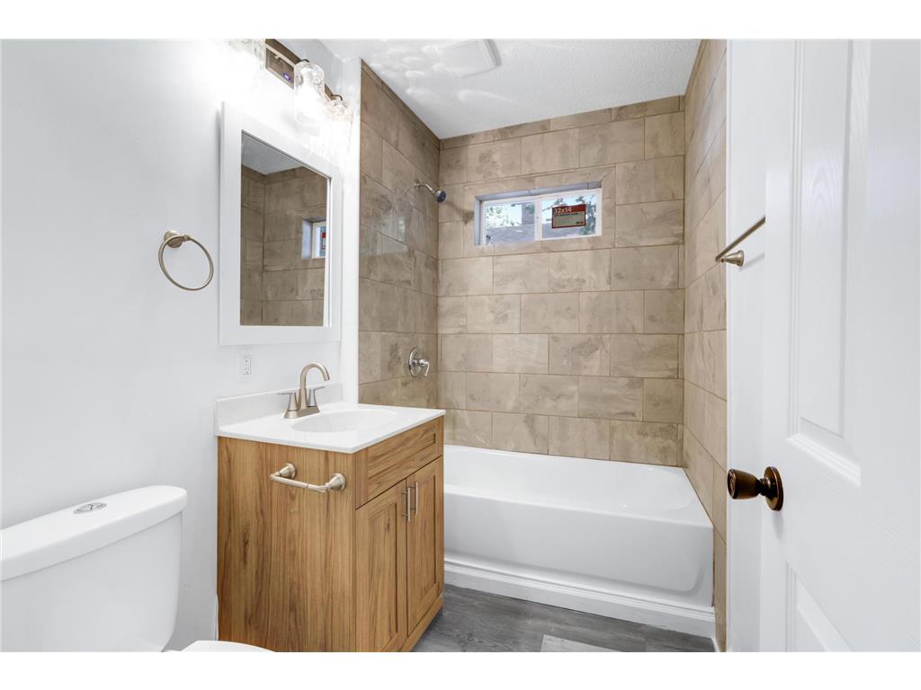 3506 Newton Avenue N Minneapolis MN 55412 6820653 image10