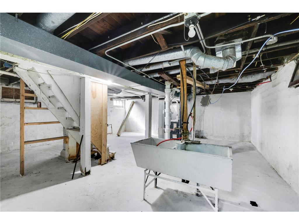 3506 Newton Avenue N Minneapolis MN 55412 6820653 image15