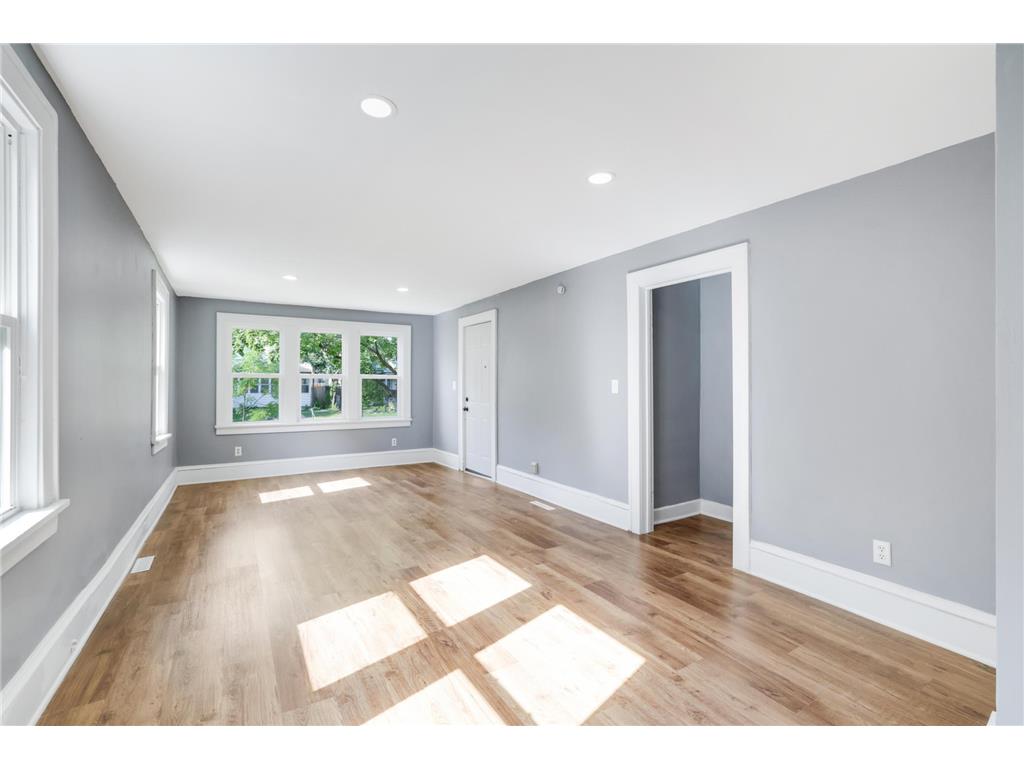 3506 Newton Avenue N Minneapolis MN 55412 6820653 image5