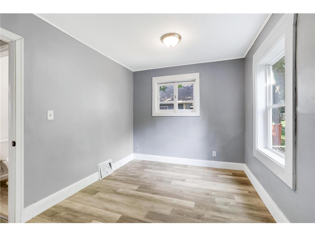 3506 Newton Avenue N Minneapolis MN 55412 6820653 image8