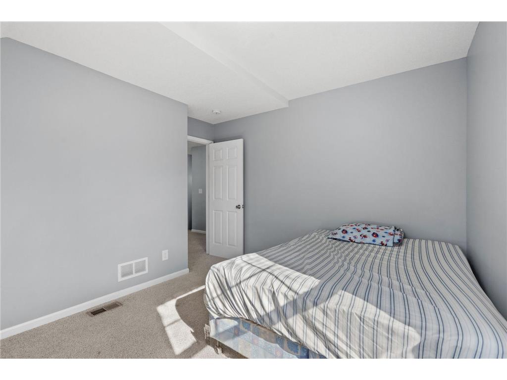 3506 Thomas Avenue N Minneapolis MN 55412 7036051 image22