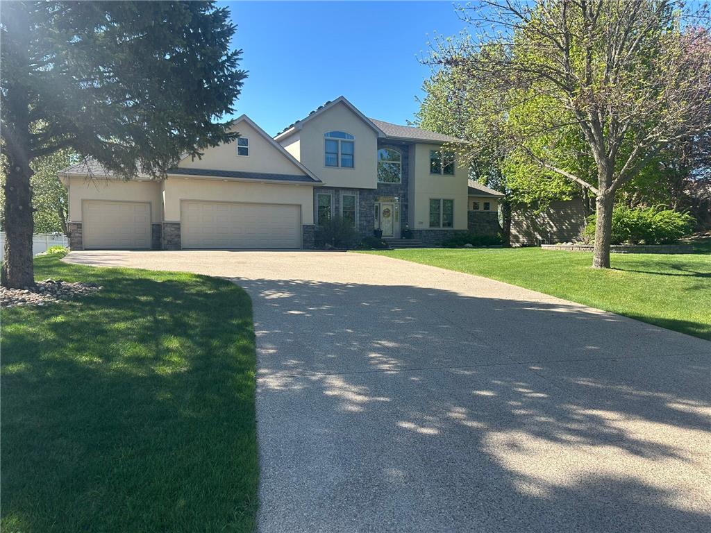 3506 W Eagle Ridge Dr Willmar MN 56201 7076395 image1