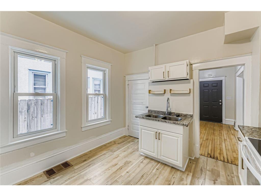 3507 Newton Ave Avenue N Minneapolis MN 55412 7011483 image9