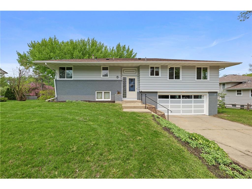 3508 W 102nd Street Bloomington MN 55431 6371986 image1