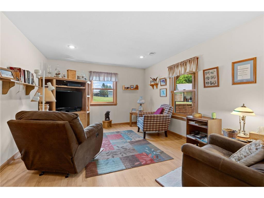 35084 Hinckley Road Barry Twp MN 55037 7087157 image20