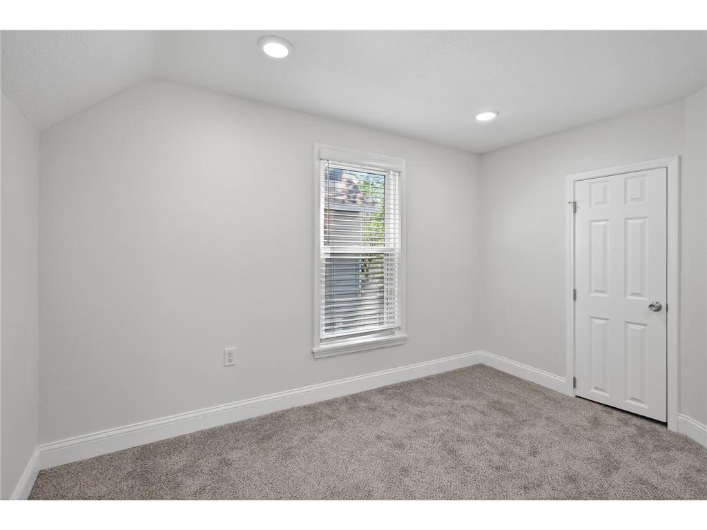 3509 3rd Avenue S Minneapolis MN 55408 7048143 image25